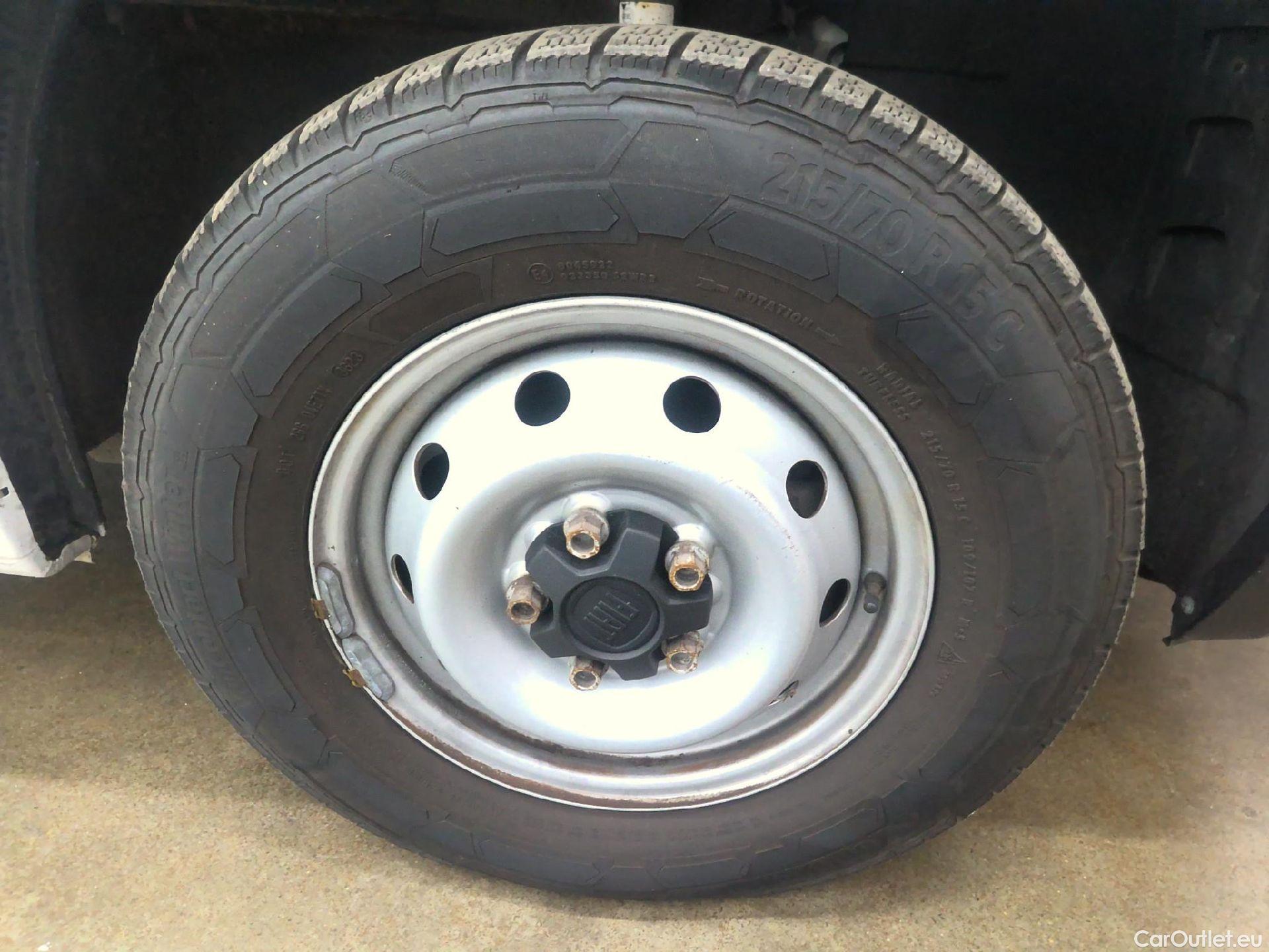  Fiat  Ducato FIAT  / 2014 / 4P / Fourgon tôlé 2.3 Multijet 120 3.0 M H2 Business #1