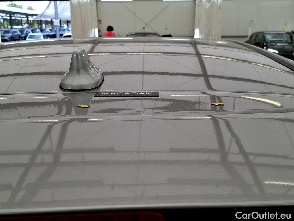  Nissan  Qashqai NISSAN  / 2017 / 5P / Crossover 1.5 DCI 115 Business Edition #4