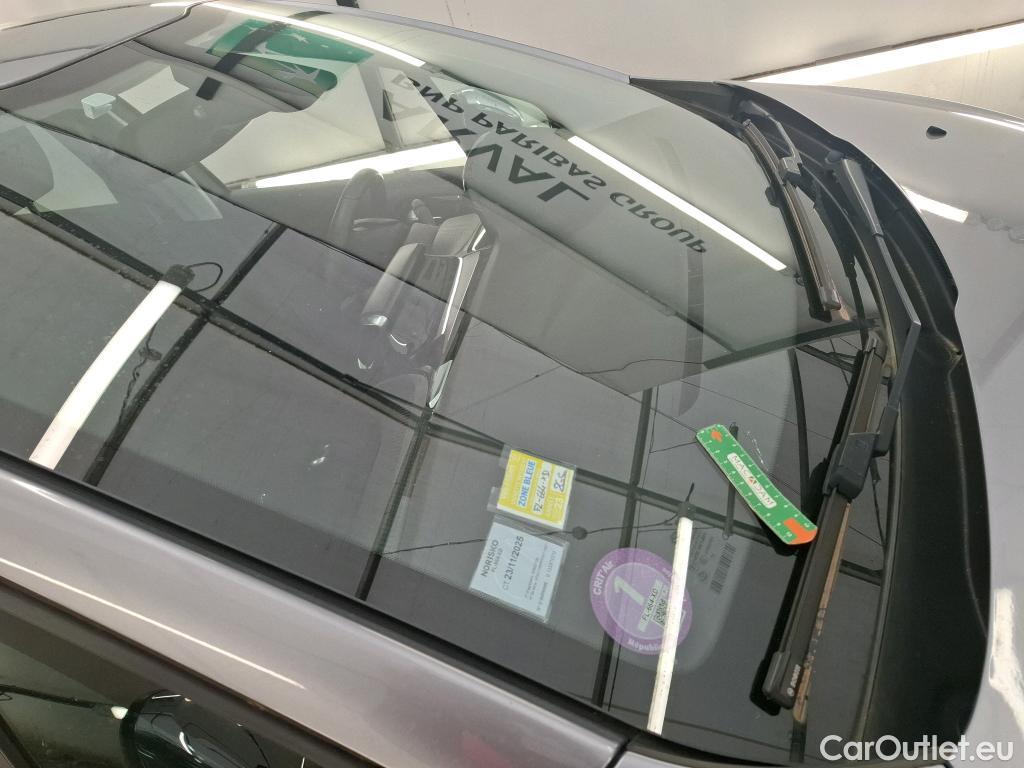  Peugeot  208  Signature 1.2 PureTech 80CV BVM5 E6dT #1