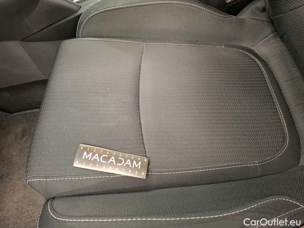  Renault  Megane  IV Estate Business 1.3 TCe 140CV BVA7 E6d / VO RECONDITIONNE - PHOTOS AVANT RECONDITIONNEMENT #6