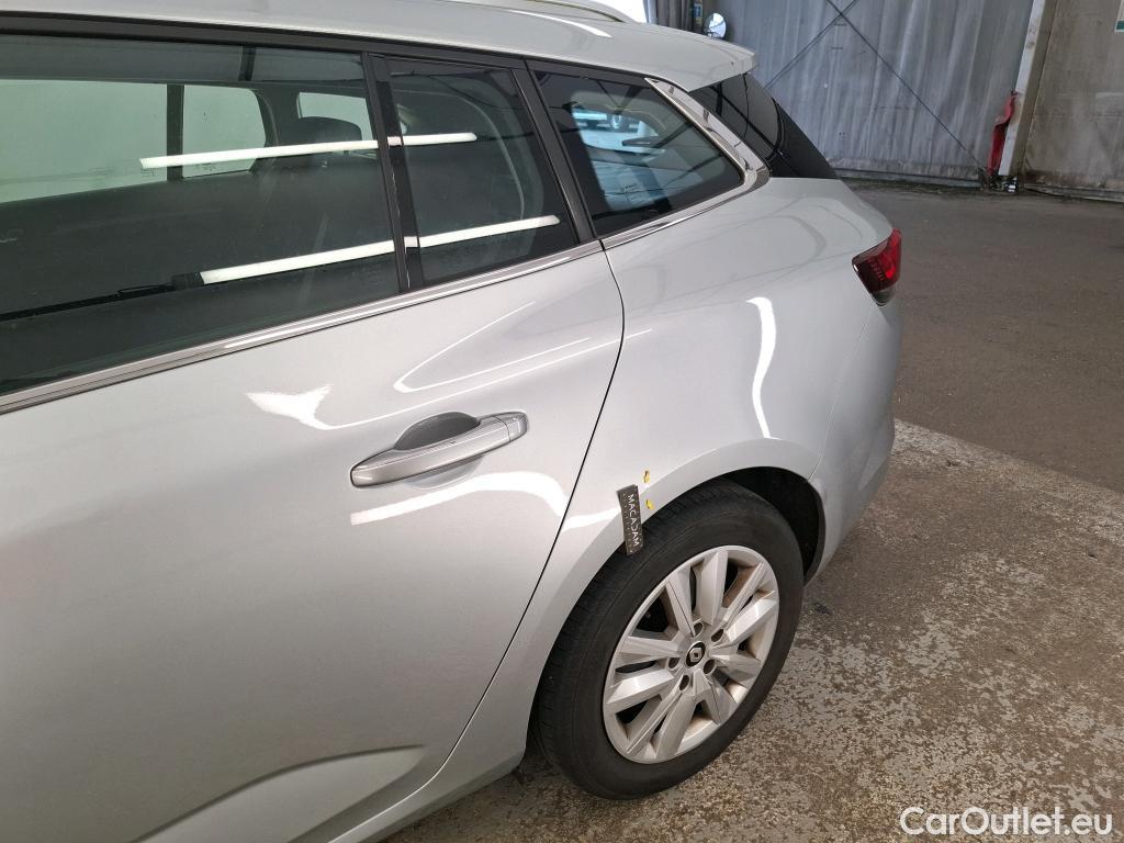  Renault  Megane  IV Estate Business 1.3 TCe 140CV BVA7 E6d / VO RECONDITIONNE - PHOTOS AVANT RECONDITIONNEMENT #4