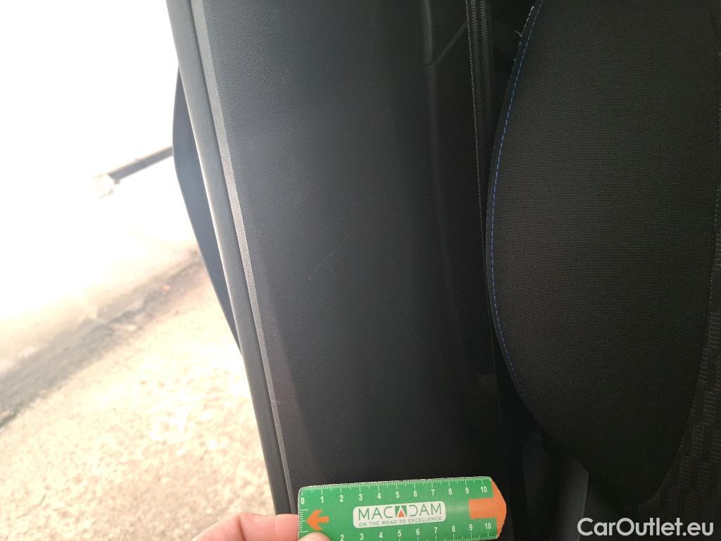  Peugeot  208  Signature 1.2 PureTech 80CV BVM5 E6dT #18