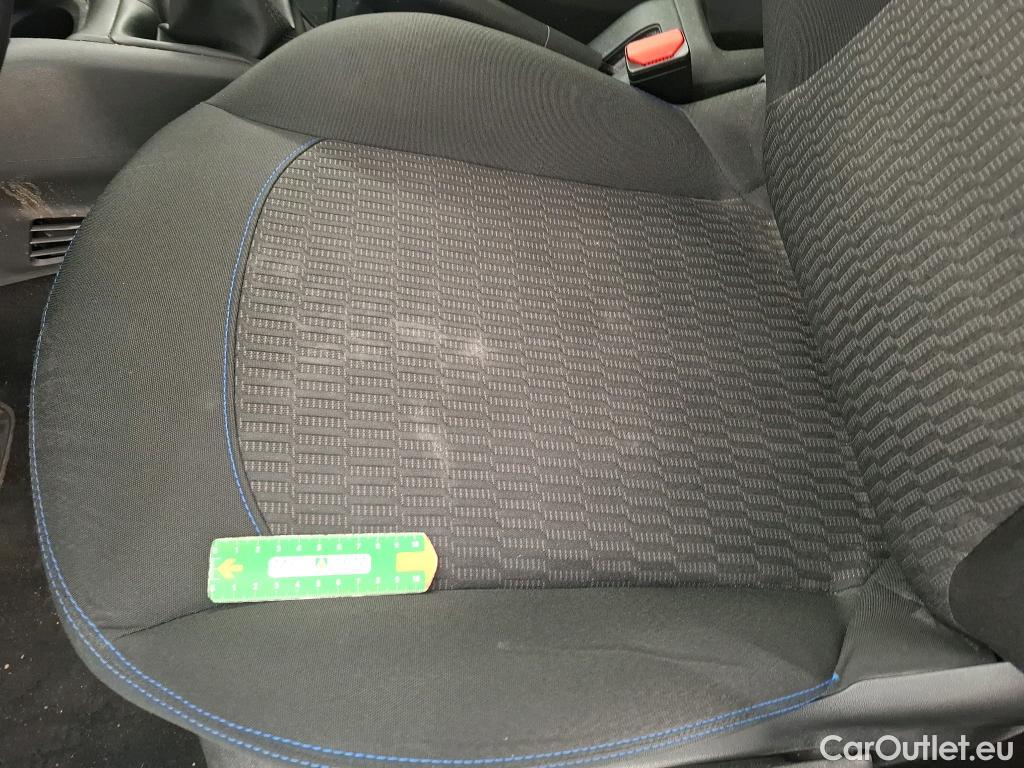  Peugeot  208  Signature 1.2 PureTech 80CV BVM5 E6dT #22