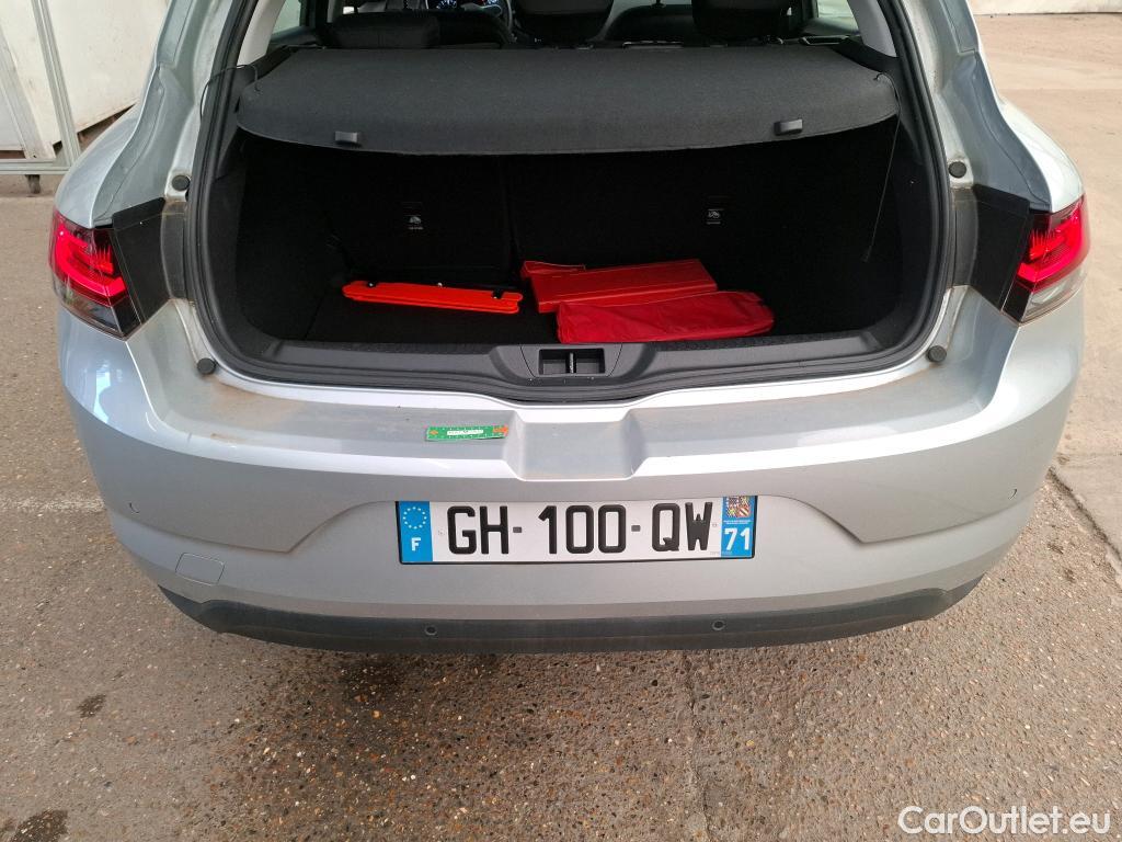  Renault  Megane  IV Business 1.0 TCe 115CV BVM6 E6d / VO RECONDITIONNE - PHOTOS AVANT RECONDITIONNEMENT #3