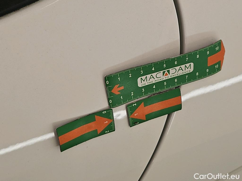  Peugeot  208  Allure Business 1.2 PureTech 100CV BVM6 E6d #16