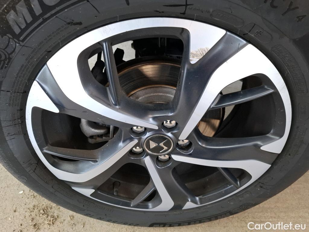  DS  DS7 DS DS 7 Crossback / 2017 / 5P / SUV PureTech 180 Automatique Executive #13