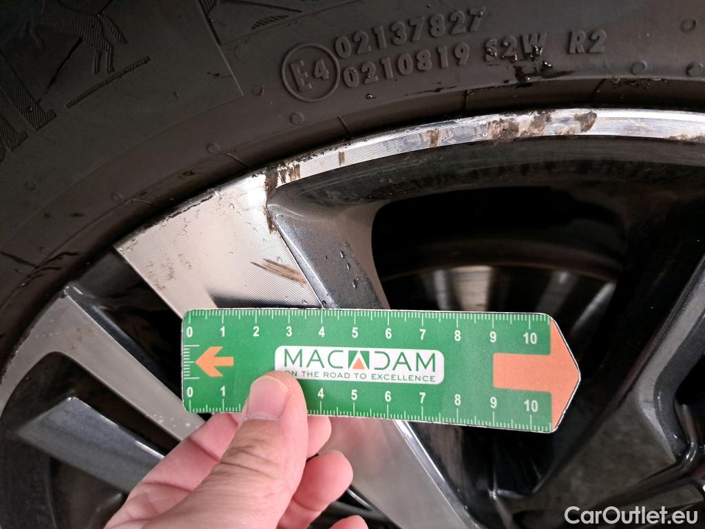  Peugeot  3008  GT Line 1.5 HDi 130CV BVM6 E6dT #9