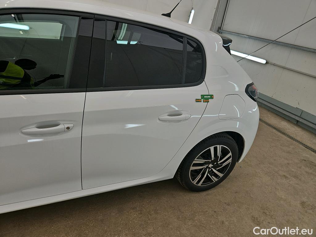  Peugeot  208  Allure Business 1.2 PureTech 100CV BVM6 E6d #15