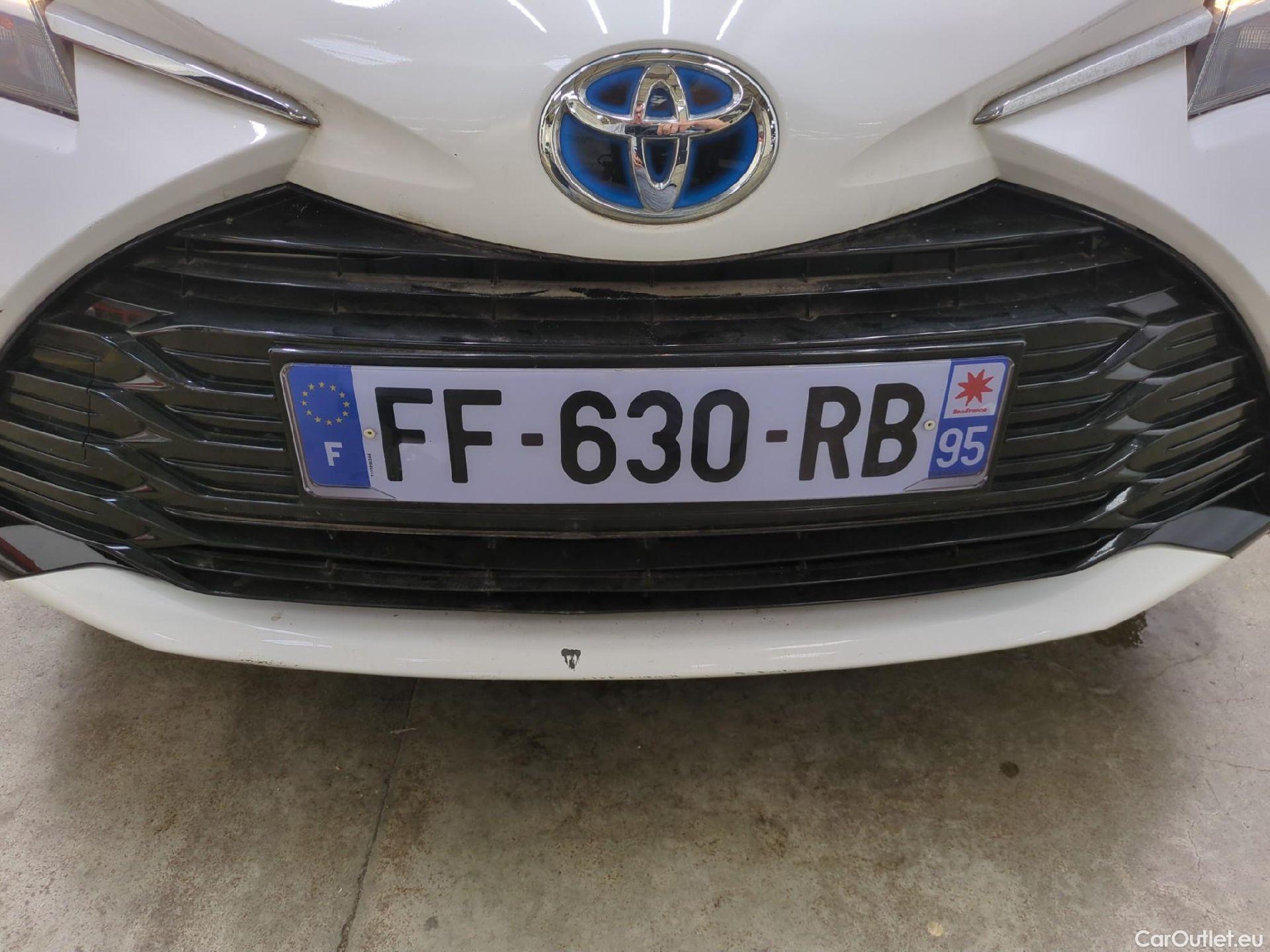  Toyota  Yaris TOYOTA  Hybride 5p Berline 1.5 VVT-I HYBRID France Business #13