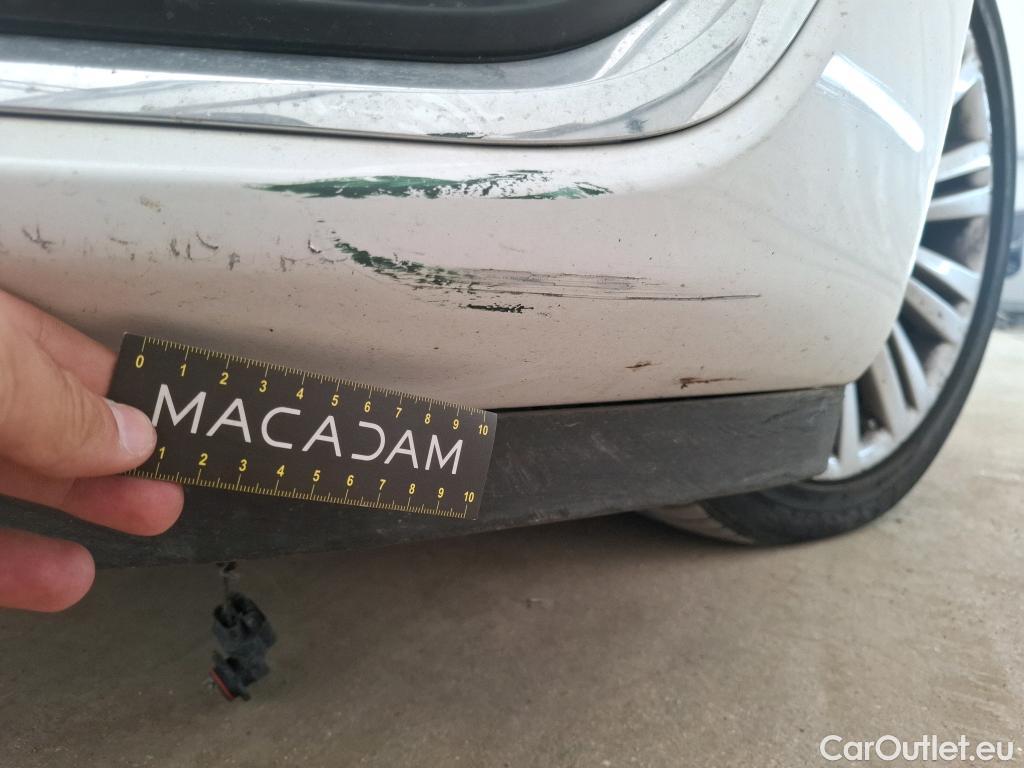  Opel  Insignia OPEL  5p Berline 1.6 CDTi 136 Auto Cosmo #5