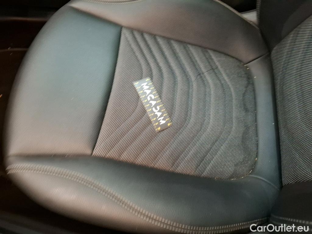  Mercedes  A-Klasse MERCEDES-BENZ Classe A Berline / 2018 / 4P / Berline A 200 d Business Line 8G-DCT #3