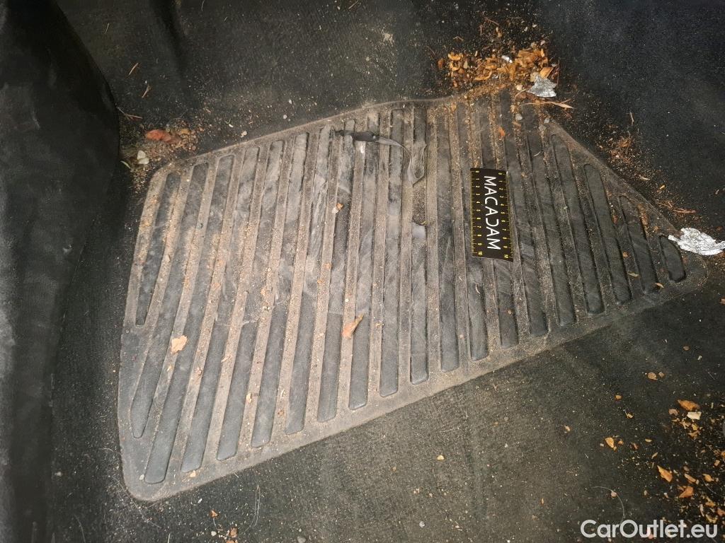  Opel  Insignia OPEL  5p Berline 1.6 CDTi 136 Auto Cosmo #77