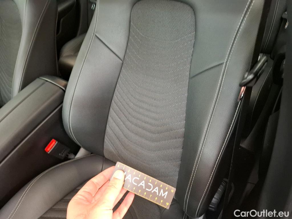  Mercedes  A-Klasse MERCEDES-BENZ Classe A Compact / 2018 / 5P / Berline A 200 Business Line 7G-DCT #12