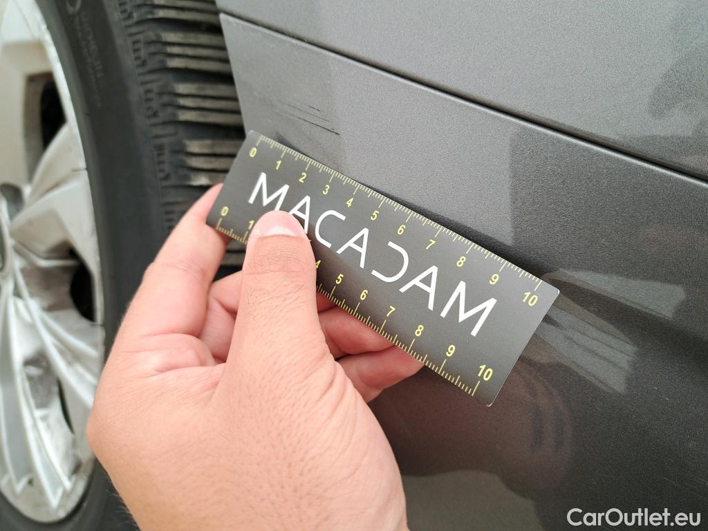  Audi  A4  Avant 30 TDI Business Line 2.0 TDI 135CV BVA7 E6d #12