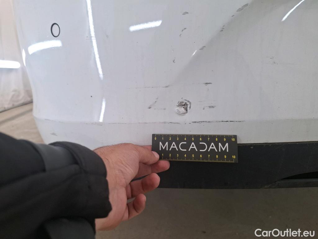  Opel  Insignia OPEL  5p Berline 1.6 CDTi 136 Auto Cosmo #35