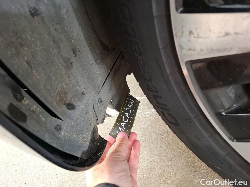  Mercedes  A-Klasse MERCEDES-BENZ Classe A Compact / 2018 / 5P / Berline A 200 Business Line 7G-DCT #9