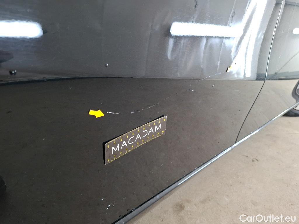  Mercedes  A-Klasse MERCEDES-BENZ Classe A Compact / 2018 / 5P / Berline A 200 Business Line 7G-DCT #2