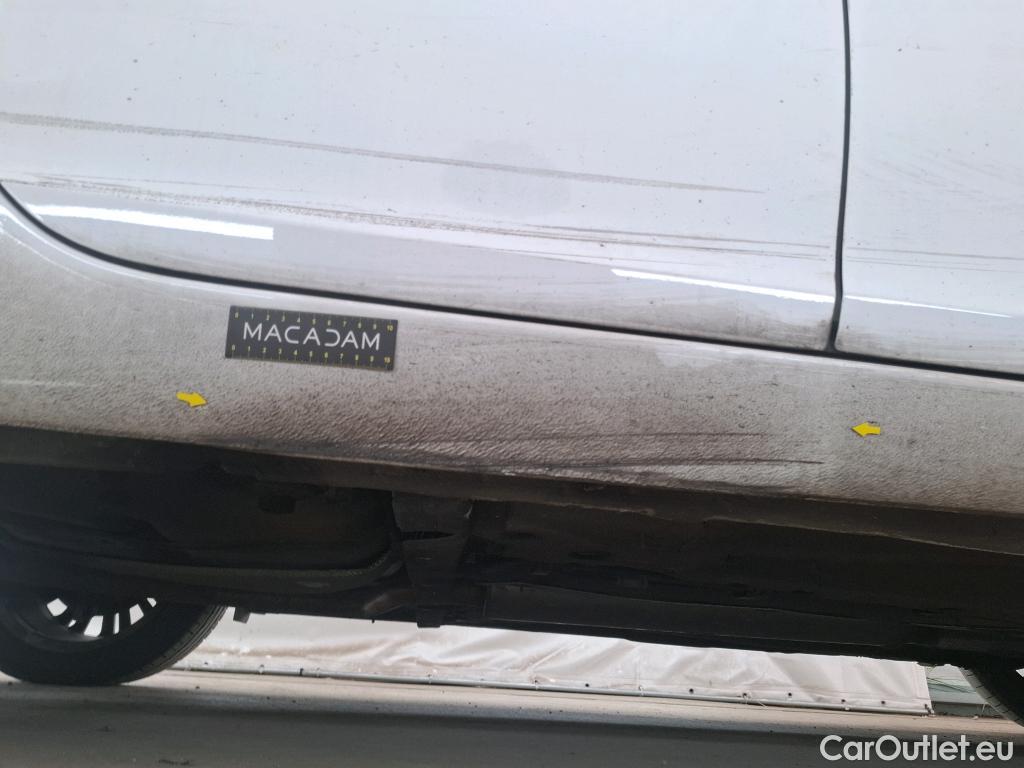  Opel  Insignia OPEL  5p Berline 1.6 CDTi 136 Auto Cosmo #26