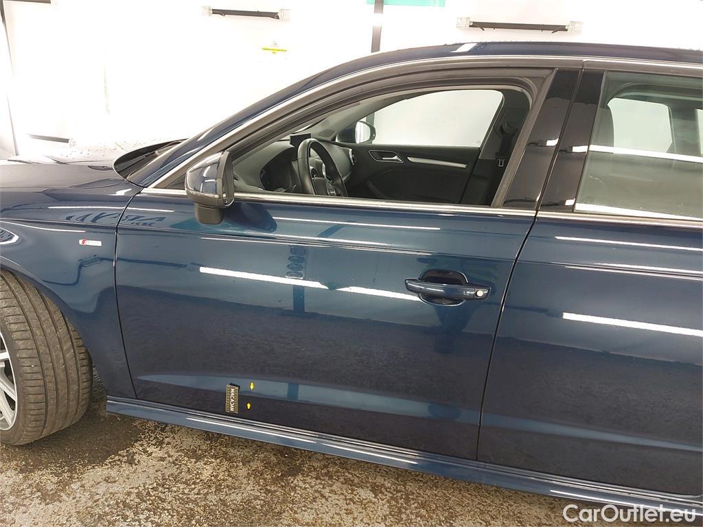  Audi  A3 AUDI  SPORTBACK 5p BER 2.0 TFSI 190 S TRONIC DESIGN LUXE 5P #1