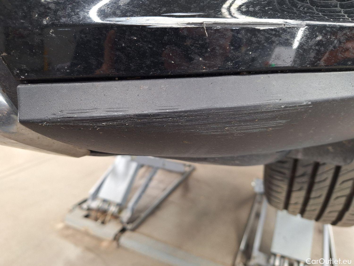  Mercedes  GLB Mercedes,  '19, Mercedes-Benz   200 d Business Solution 5d #17