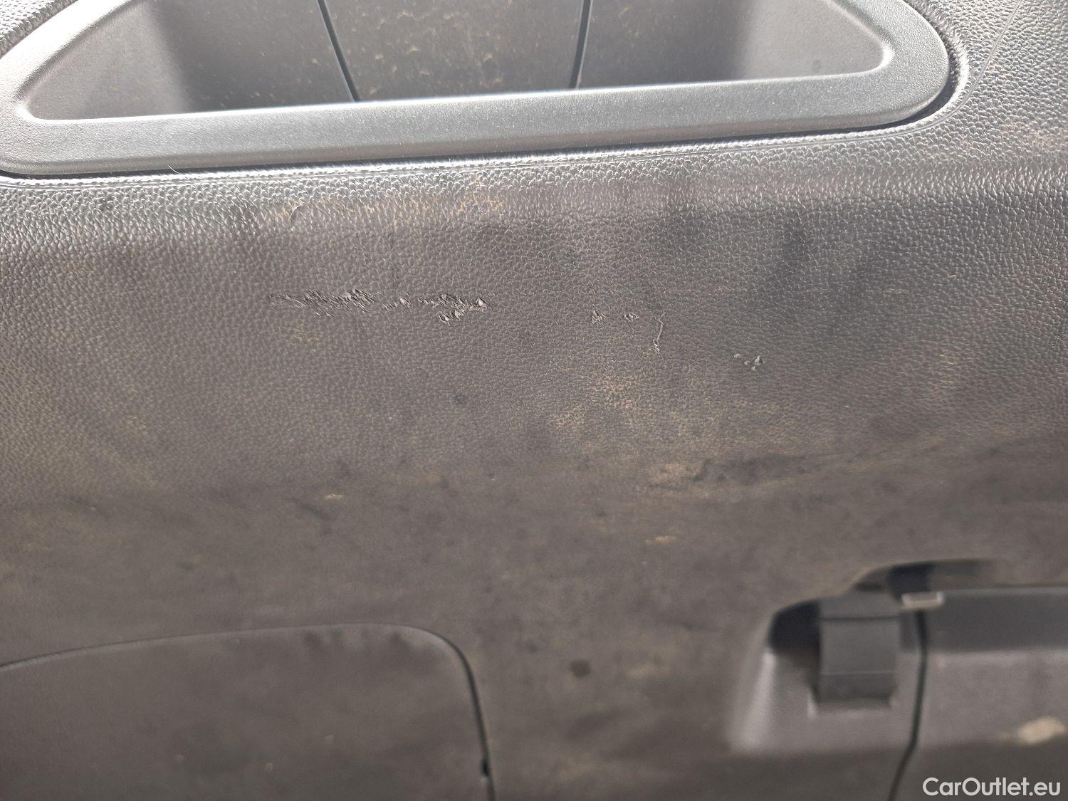  Opel   Grandland X Opel, '17, Opel 1.2 Turbo ECOTEC Start/Stop MT6 E #30