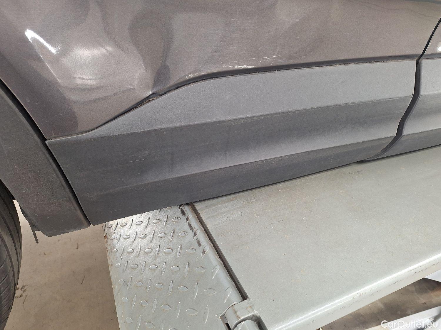  Opel   Grandland X Opel, '17, Opel 1.2 Turbo ECOTEC Start/Stop MT6 E #18