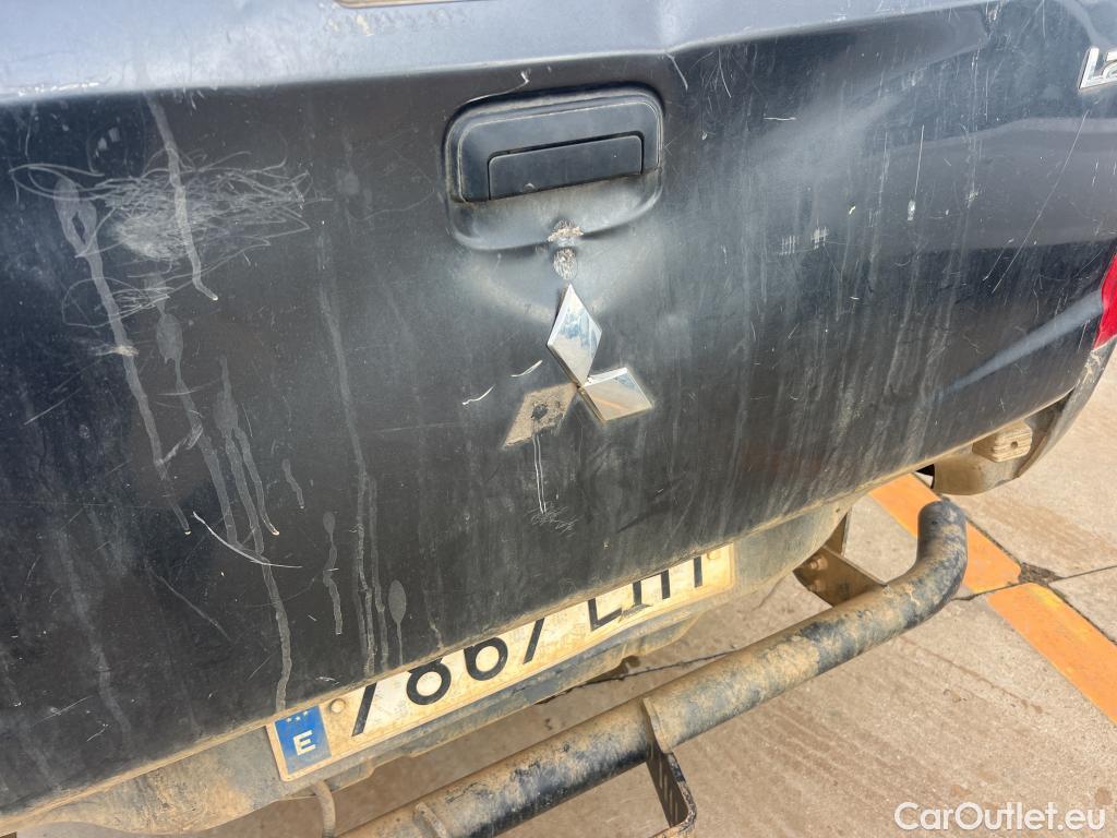  Mitsubishi  L200 MITSUBISHI  / 2019 / 4P / pickup doble cabina D/C 220 DI-D M-Pro #55