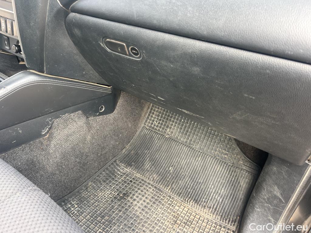  Mitsubishi  L200 MITSUBISHI  / 2019 / 4P / pickup doble cabina D/C 220 DI-D M-Pro #53