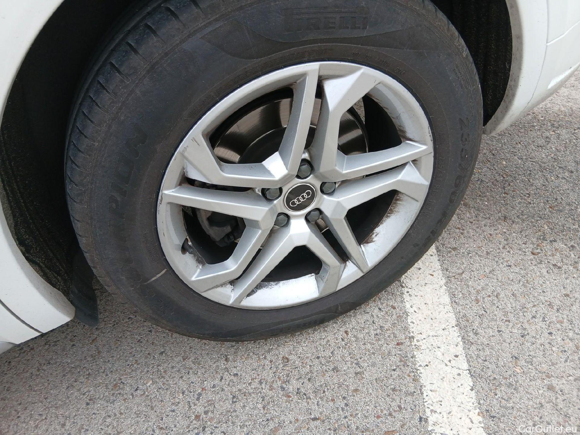  Audi  Q5 AUDI  / 2020 / 5P / todoterreno Advanced 35 TDI 120kW S tronic (AC2) #14