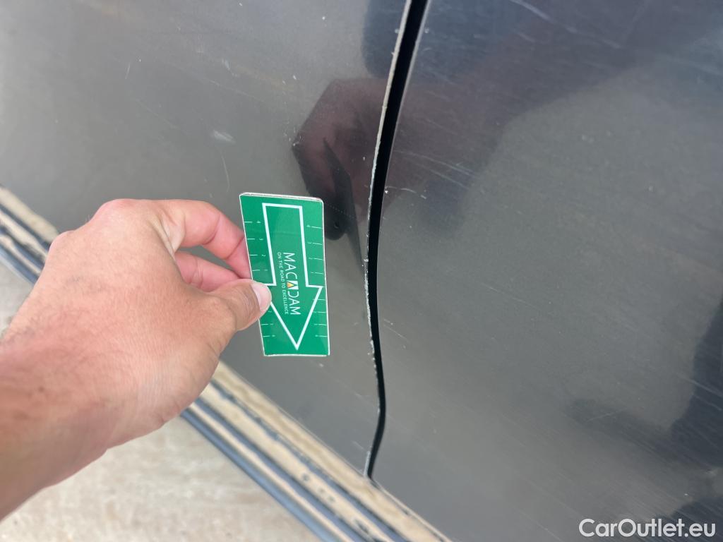  Mitsubishi  L200 MITSUBISHI  / 2019 / 4P / pickup doble cabina D/C 220 DI-D M-Pro #24