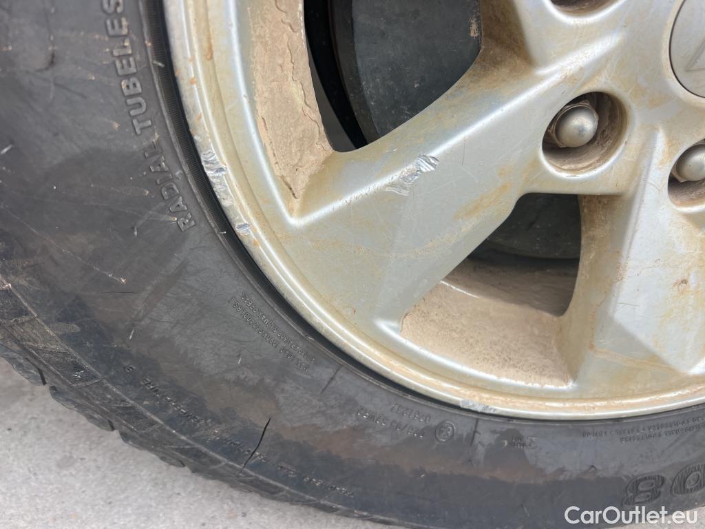  Mitsubishi  L200 MITSUBISHI  / 2019 / 4P / pickup doble cabina D/C 220 DI-D M-Pro #40