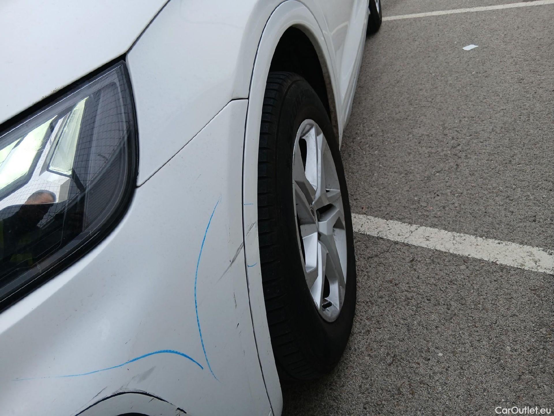  Audi  Q5 AUDI  / 2020 / 5P / todoterreno Advanced 35 TDI 120kW S tronic (AC2) #8