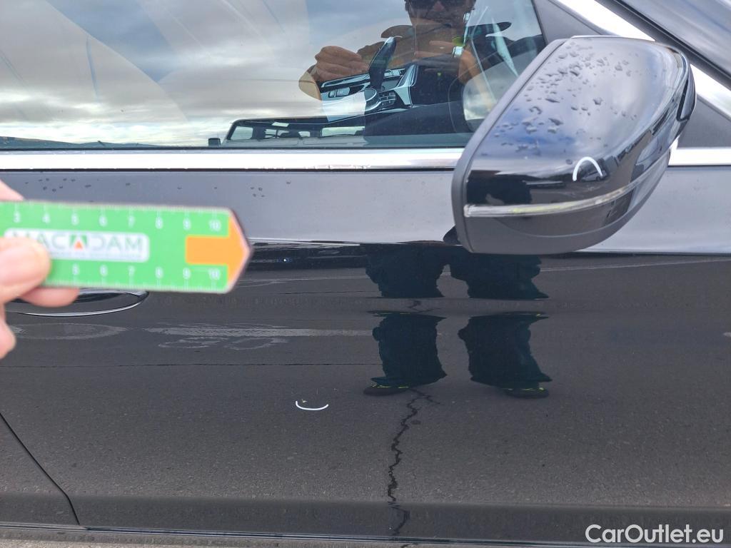  Bmw  Serie 5 BMW  / 2020 / 4P / sedán 520dA xDrive #1