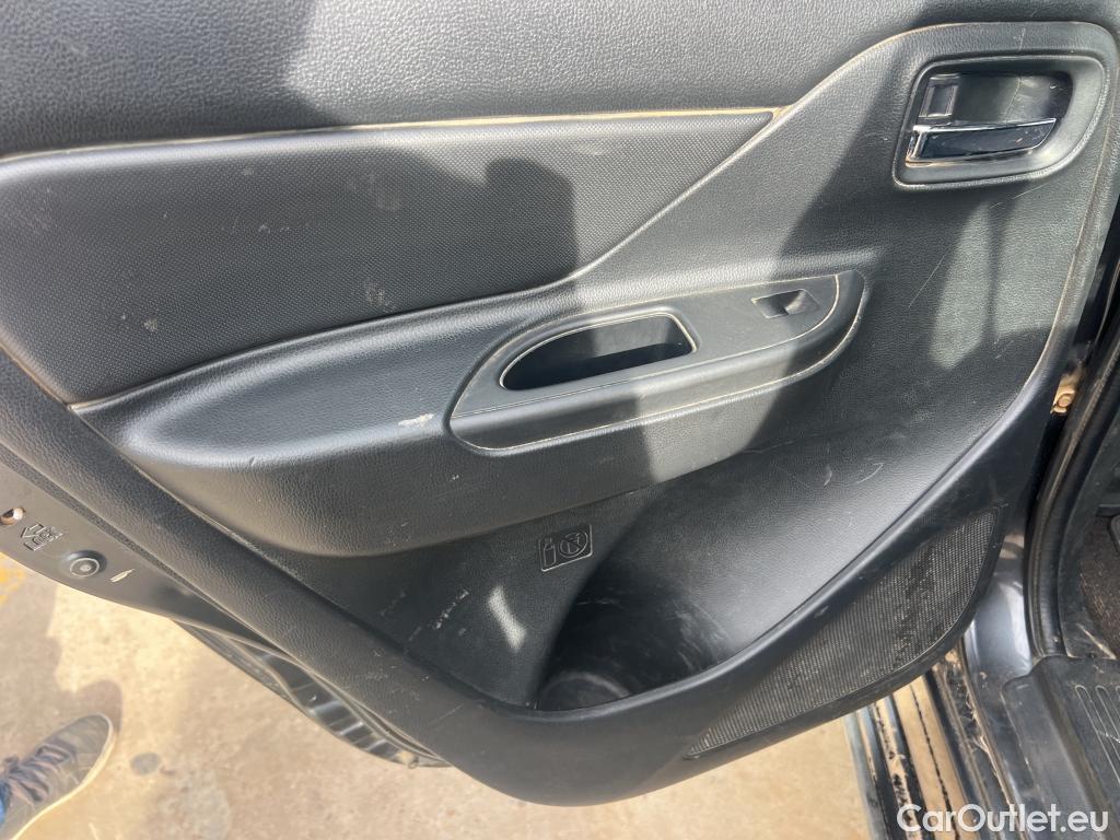  Mitsubishi  L200 MITSUBISHI  / 2019 / 4P / pickup doble cabina D/C 220 DI-D M-Pro #45