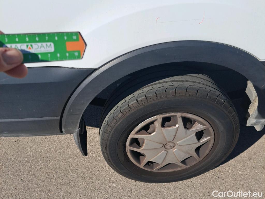  Ford  Transit FORD  / 2013 / 4P / furgón 350 96kW L2H2 Van Trend FWD #71