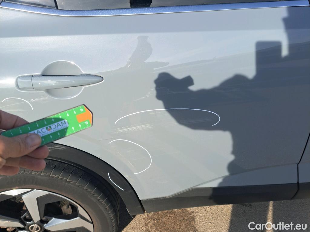  Nissan  Qashqai NISSAN  / 2021 / 5P / todoterreno DIG-T 116kW mHEV Xtronic Premiere Edit.(SL) #9