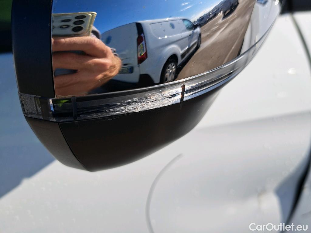  Peugeot  3008 PEUGEOT  / 2016 / 5P / todoterreno 1.5 BlueHDi 96kW (130CV) S&S Style EAT8 #6