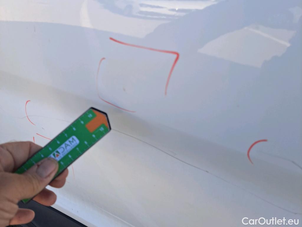  Ford  Transit FORD  / 2013 / 4P / furgón 350 96kW L2H2 Van Trend FWD #21