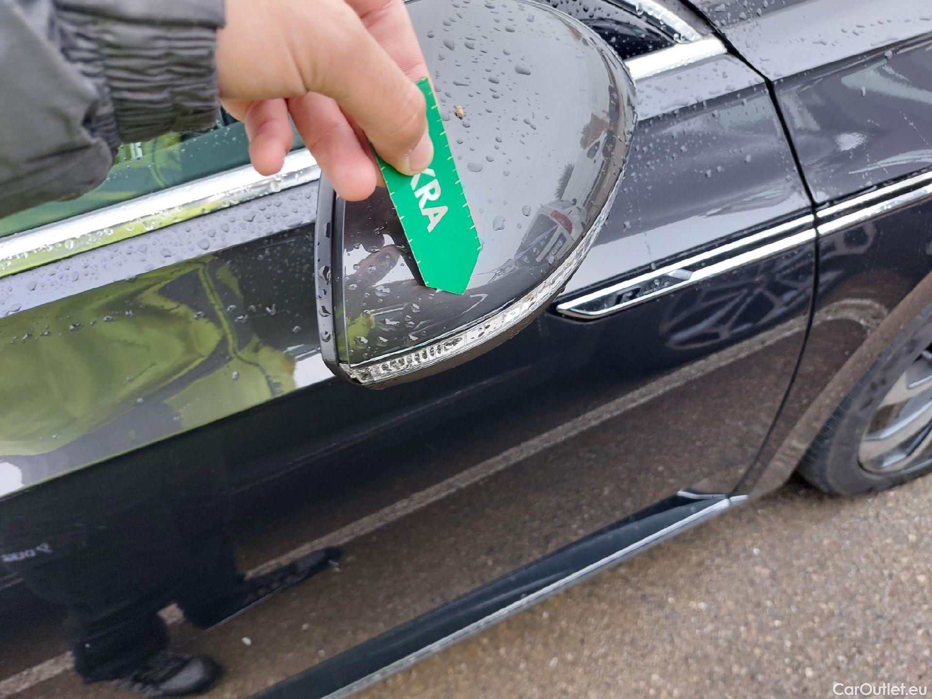  Volkswagen  Arteon VOLKSWAGEN  / 2017 / 5P / berlina con portón R-Line 2.0 TDI 110kW (150CV) DSG #28