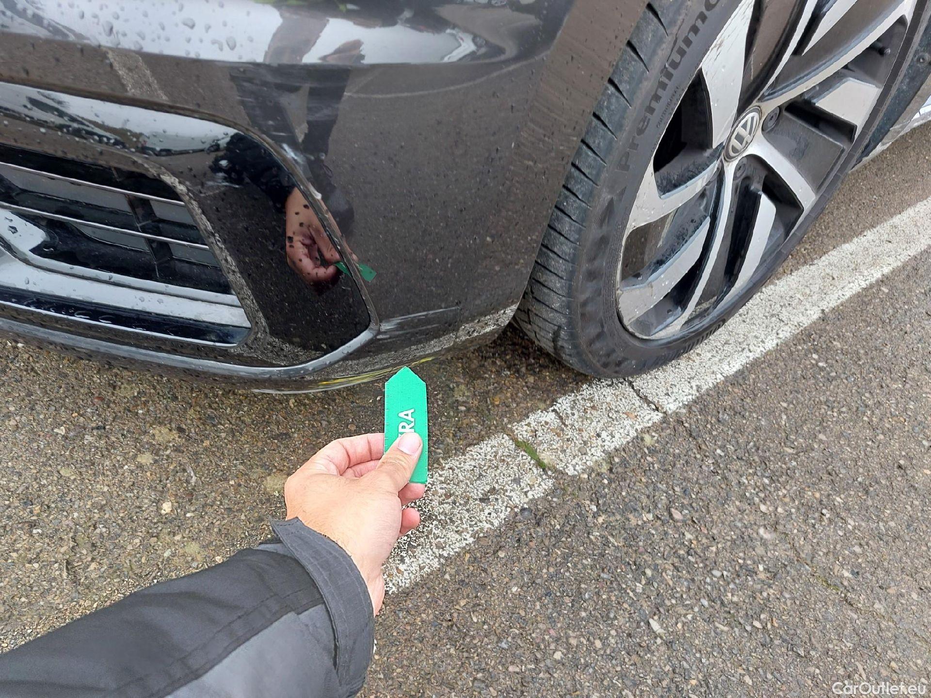  Volkswagen  Arteon VOLKSWAGEN  / 2017 / 5P / berlina con portón R-Line 2.0 TDI 110kW (150CV) DSG #2