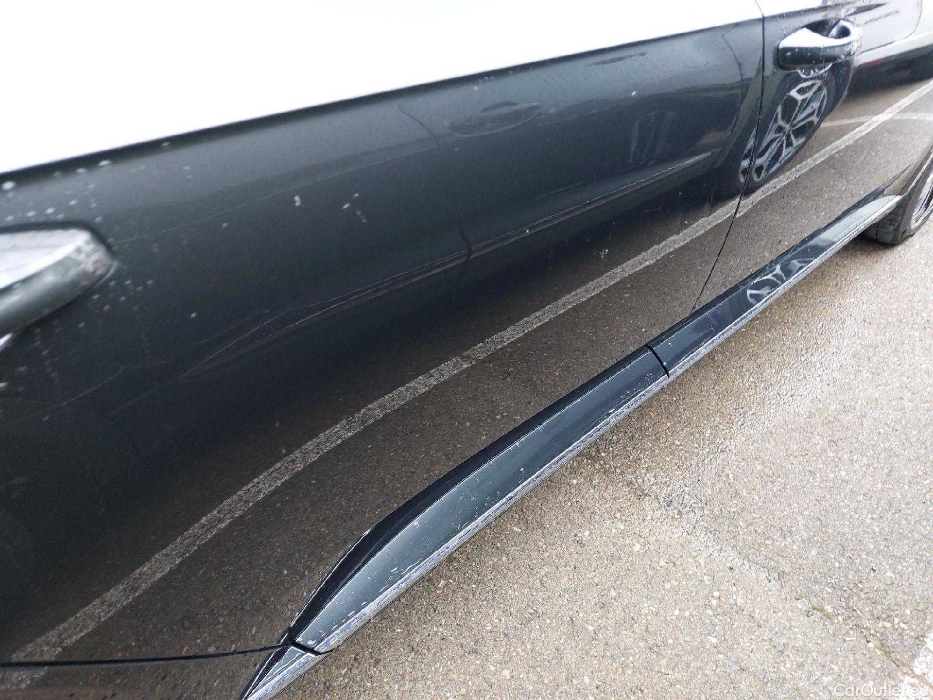  Volkswagen  Arteon VOLKSWAGEN  / 2017 / 5P / berlina con portón R-Line 2.0 TDI 110kW (150CV) DSG #24