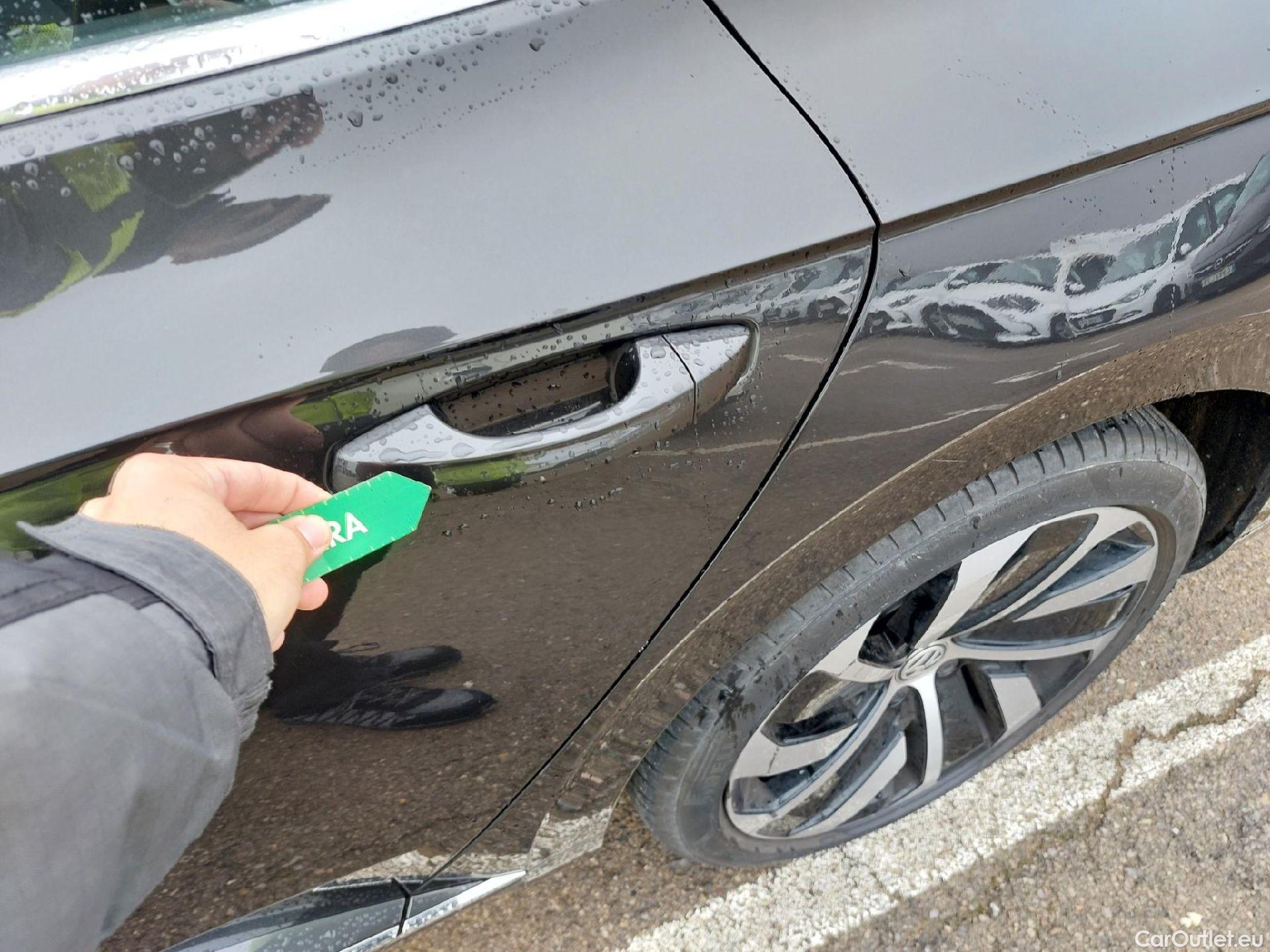  Volkswagen  Arteon VOLKSWAGEN  / 2017 / 5P / berlina con portón R-Line 2.0 TDI 110kW (150CV) DSG #14