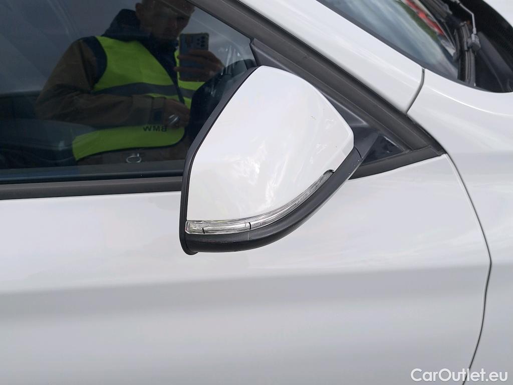  Bmw  X1 BMW  / 2019 / 5P / todoterreno sDrive18d #23