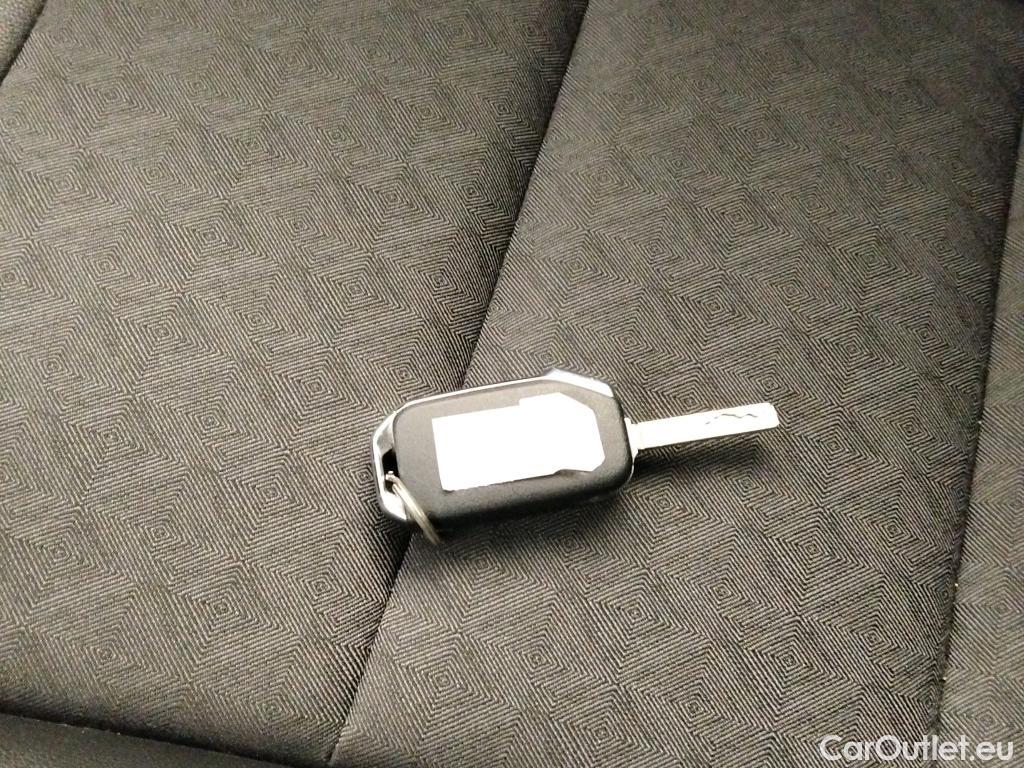  KIA  Niro KIA  1.6 GDi PHEV 104kW (141CV) Drive (AC) #1