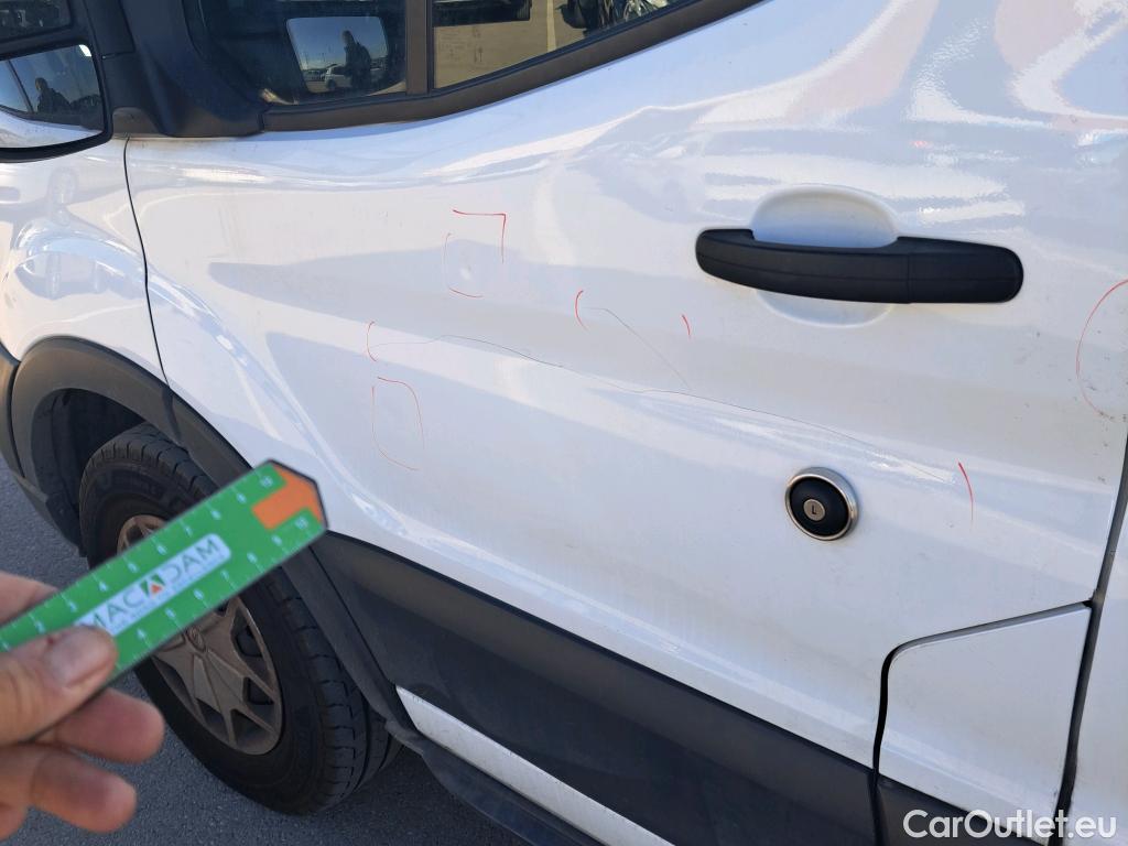  Ford  Transit FORD  / 2013 / 4P / furgón 350 96kW L2H2 Van Trend FWD #20