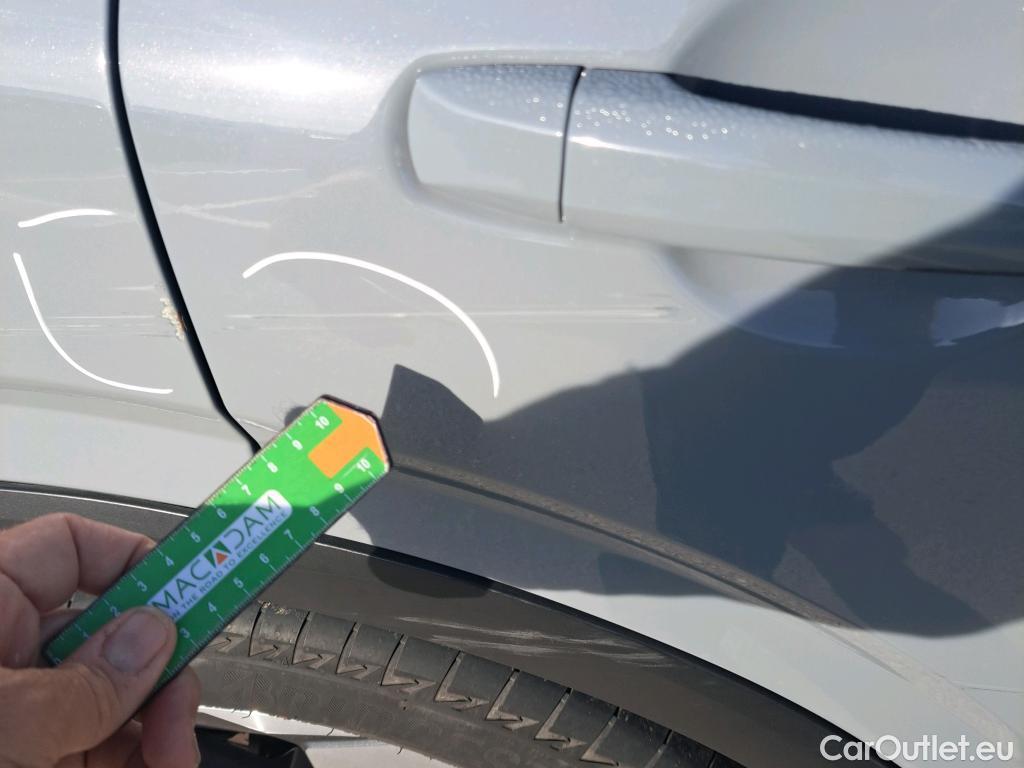  Nissan  Qashqai NISSAN  / 2021 / 5P / todoterreno DIG-T 116kW mHEV Xtronic Premiere Edit.(SL) #11