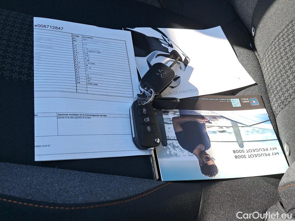  Peugeot  3008 PEUGEOT  / 2016 / 5P / todoterreno 1.5 BlueHDi 96kW (130CV) S&S Style EAT8 #8