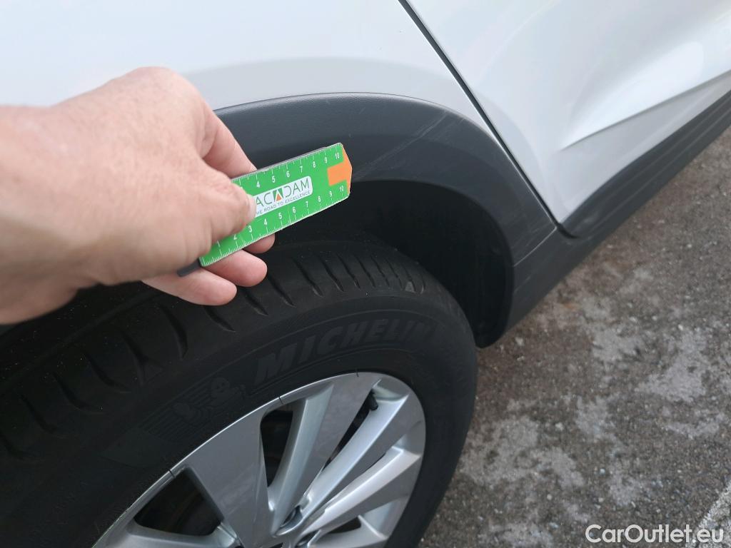  Seat  Arona SEAT  / 2017 / 5P / todoterreno 1.0 TSI 81kW (110CV) Style Plus (AC) #24