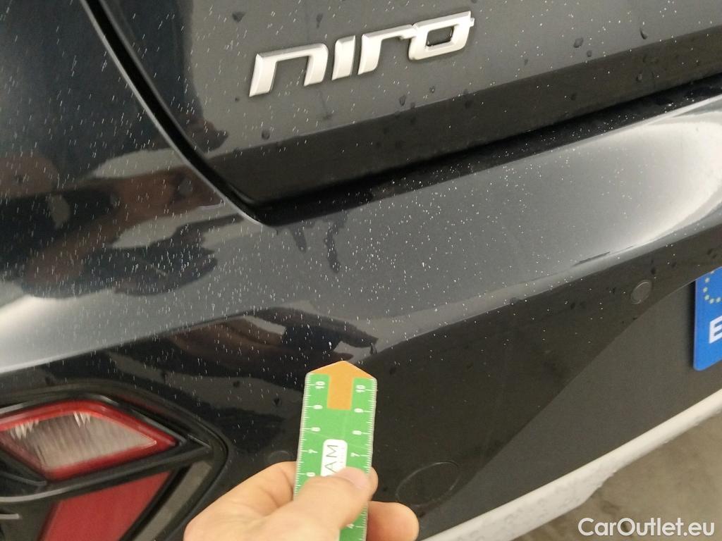  KIA  Niro KIA  1.6 GDi PHEV 104kW (141CV) Drive (AC) #14