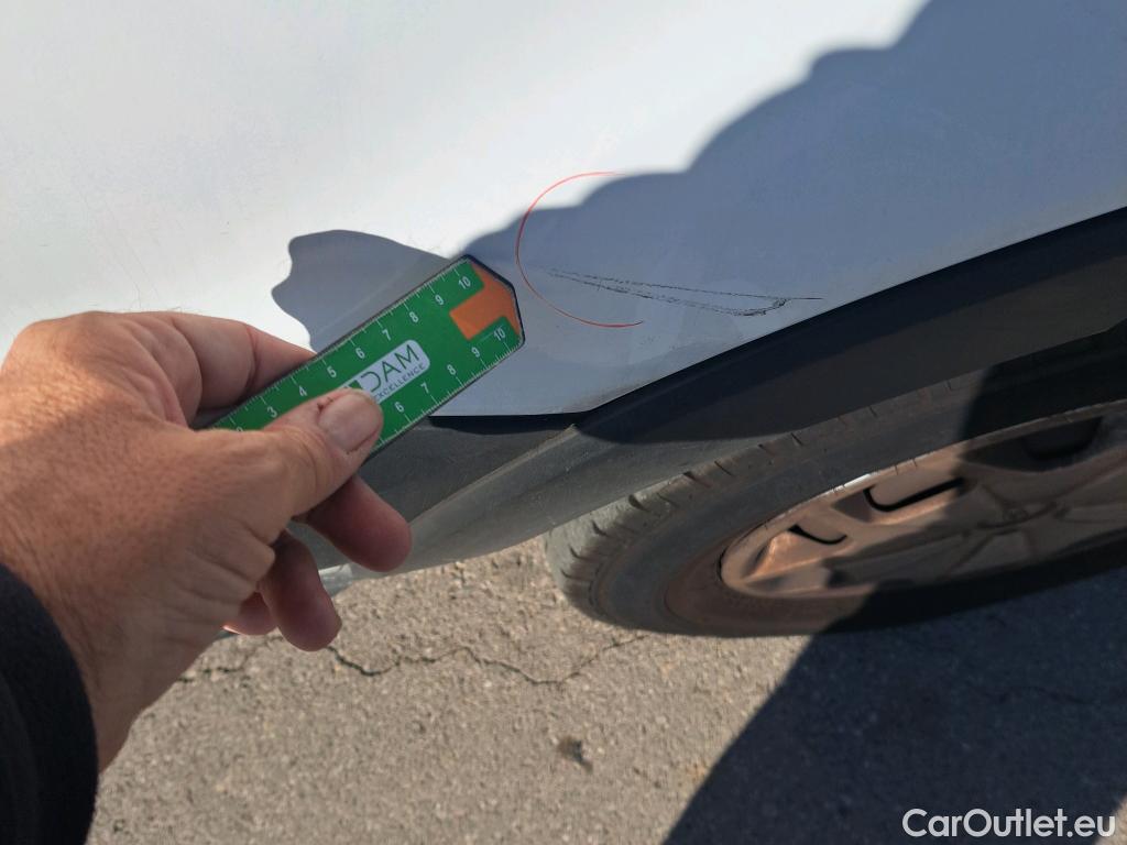  Ford  Transit FORD  / 2013 / 4P / furgón 350 96kW L2H2 Van Trend FWD #49